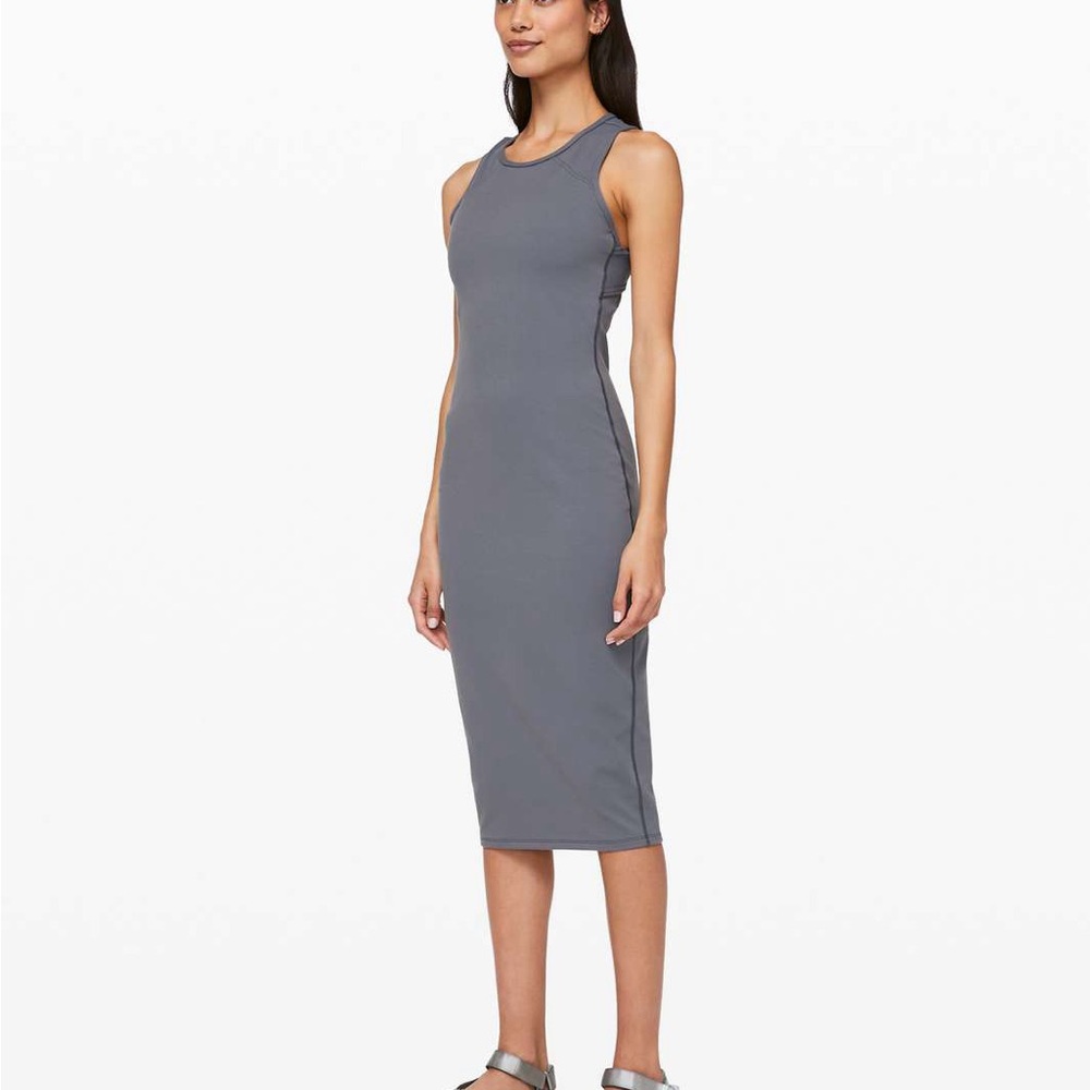 Lululemon picnic play gray midi dress